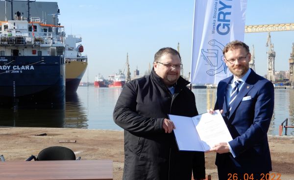 Oficjalna zgoda na modernizację infrastruktury posadowienia nowego doku podpisana