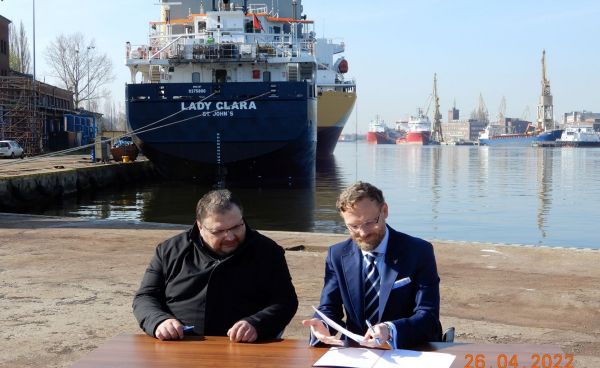 Nowy dok nr 8 z pozwoleniem na budowę