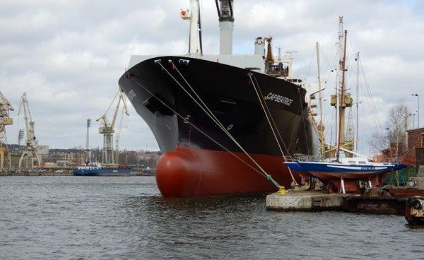 CAP BEATRICE